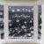 100er Set Schneeflocken Weihnachtsdeko Fenster Bilder – Statisch Haftende PVC Aufkleber Als Fensterdeko Mit Schneekristallen Und Weihnachten Schneesternen – Wiederverwendbar Mit 50mm Durchmesser - 1