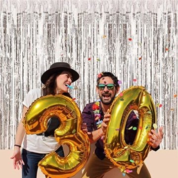 sancuanyi (1m x 2.5m) 4 Stück Lametta Vorhänge Dekoration Folie Vorhang Glitzer Deko Glänzende Fransenvorhang Fransen für Hochzeit Disco Geburtstagsdekoration DIY Party Favor Dekorationen (Silber) - 2