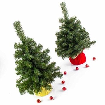 artplants.de Mini Weihnachtsbaum WARSCHAU, grün, rot, 60cm, Ø 40cm - Plastik Tannenbaum - 5