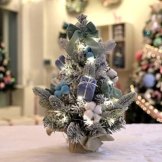 carol -1 Festive Künstlicher Weihnachtsbaum, Geschmückter Weihnachtsbaum beleuchtet 30cm - Weihnachtsbaum mit Lichterkette Schleifen Christbaumkugeln, Mini LED Weihnachtsbaum - 1