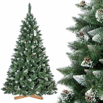 FairyTrees künstlicher Weihnachtsbaum Kiefer, Natur-Weiss beschneit, Material PVC, echte Tannenzapfen, inkl. Holzständer, 220cm, FT04-220 - 1