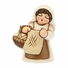 THUN Klassik Krippe Figur Strickerin 8x6 cm Creme - 1