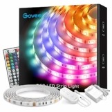 Govee LED Streifen 5m, RGB LED Strip mit Fernbedienung, farbänderbares LED Lichtband für Zuhause, Schlafzimmer, TV, Tische, Schrank, 12V - 1