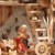 Große Weihnachtskrippe, mit Brunnen + Dekor, ca. 60 cm Massivholz historisch braun komplett mit Brunnenset - mit 12 x PREMIUM-Krippenfiguren + goldener Engel - 2