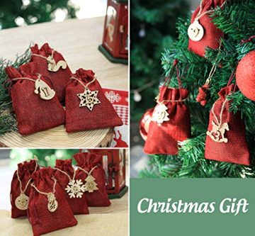 ABSOFINE 24 stück Jutesäckchen mit 24 Adventszahlen Zahlen Holz Deko Holz-Anhänger für Weihnachten Adventskalender Jutebeutel Stoffbeute Geschenksäckchen zum Befüllen(Rot) - 5