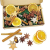 52 Stücks Weihnachtsdeko Adventskranz Set, Mix Weihnachten Bastelset Kreative Moos Deko mit Natur Eichel, Birke Stern, Orangenscheibe, Mini-Zeder, Zimt, Anis, Eichel, Dunkelgrünes Moos - 1